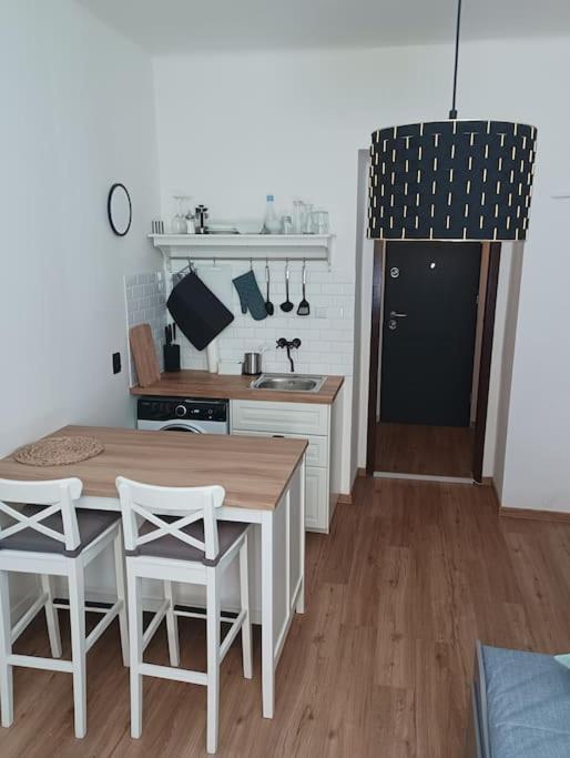 Apartamento New Modern Studio In 3 *