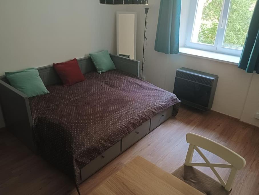 New Modern Studio In 3 Praga