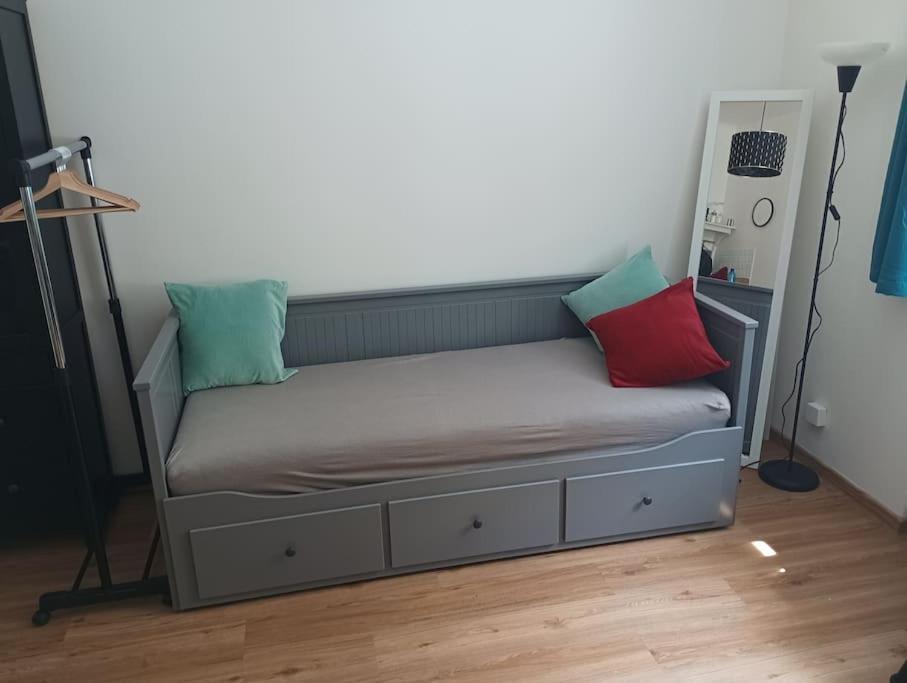 New Modern Studio In 3 Praga